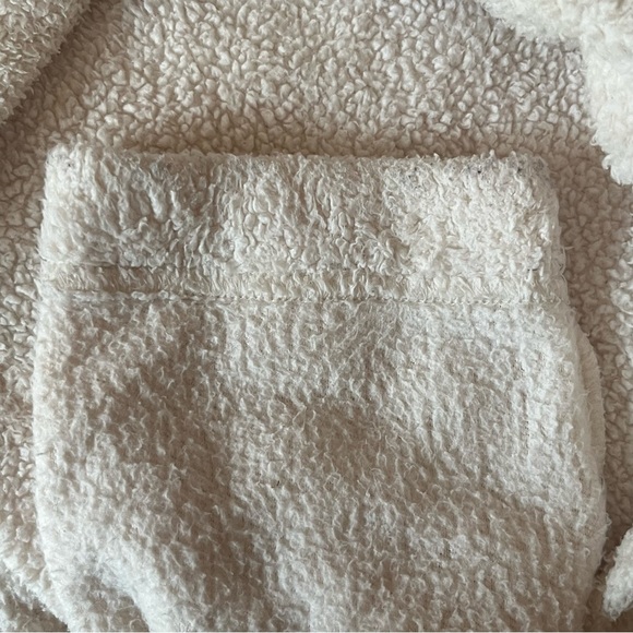 Columbia Women’s Sherpa Hooded Pullover Sweatshirt Sweater Cream w/ Pockets Sz S - Picture 10 of 12